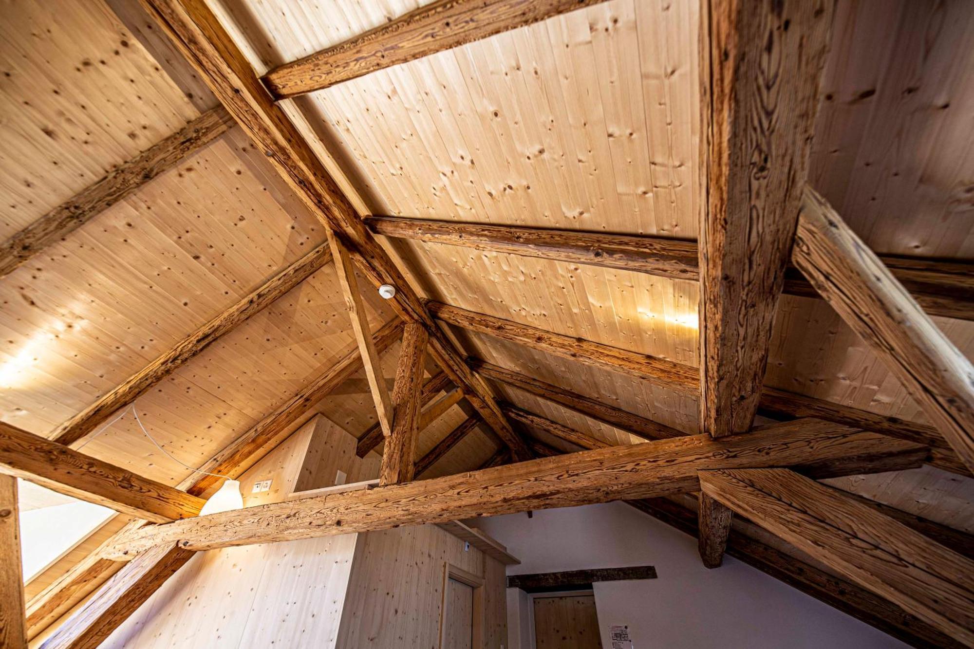 Gasthaus Roessli Versam Zewnętrze zdjęcie
