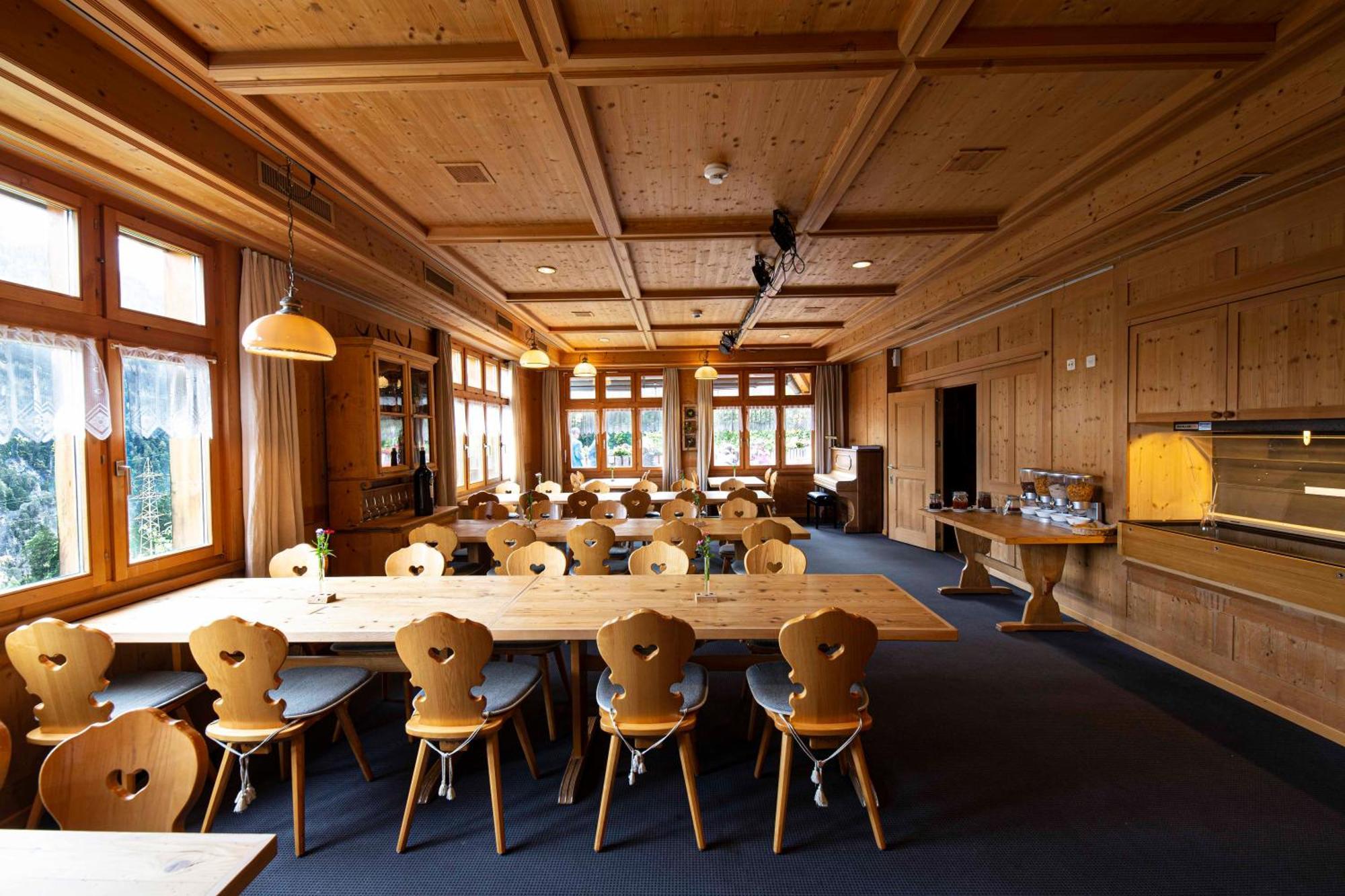 Gasthaus Roessli Versam Zewnętrze zdjęcie