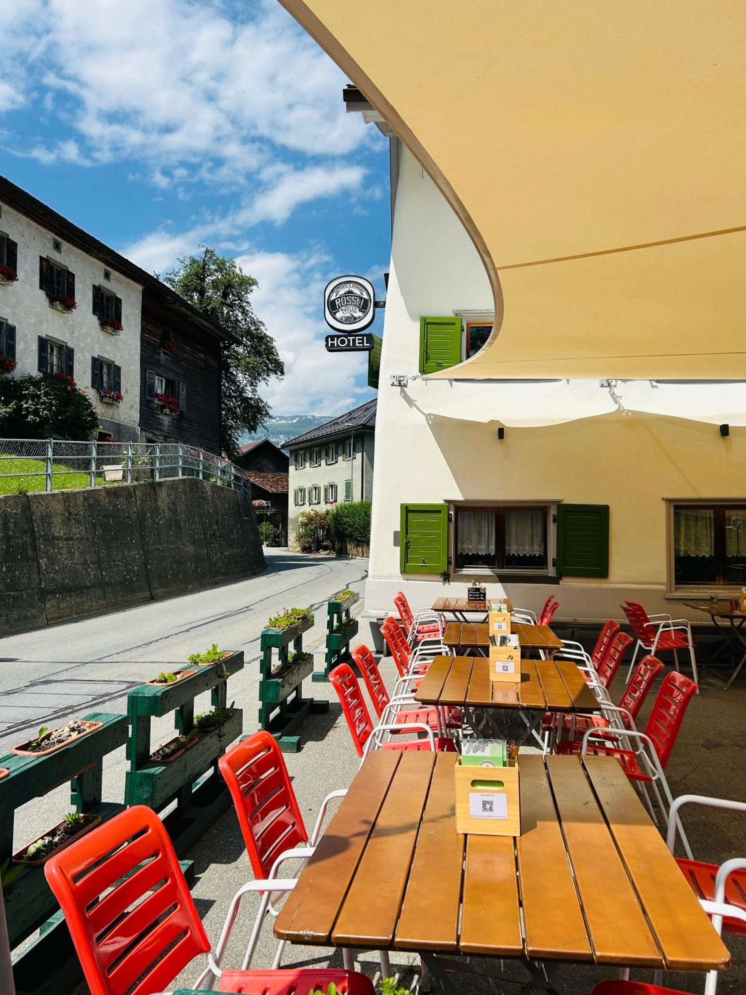 Gasthaus Roessli Versam Zewnętrze zdjęcie